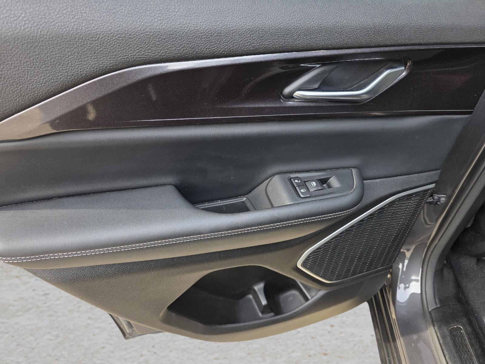 2022 Jeep Grand Cherokee Altitude