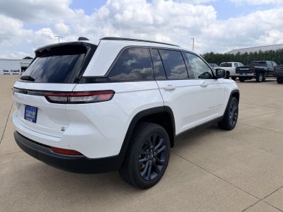 2026 Jeep Grand Cherokee 85th Anniversary Edition