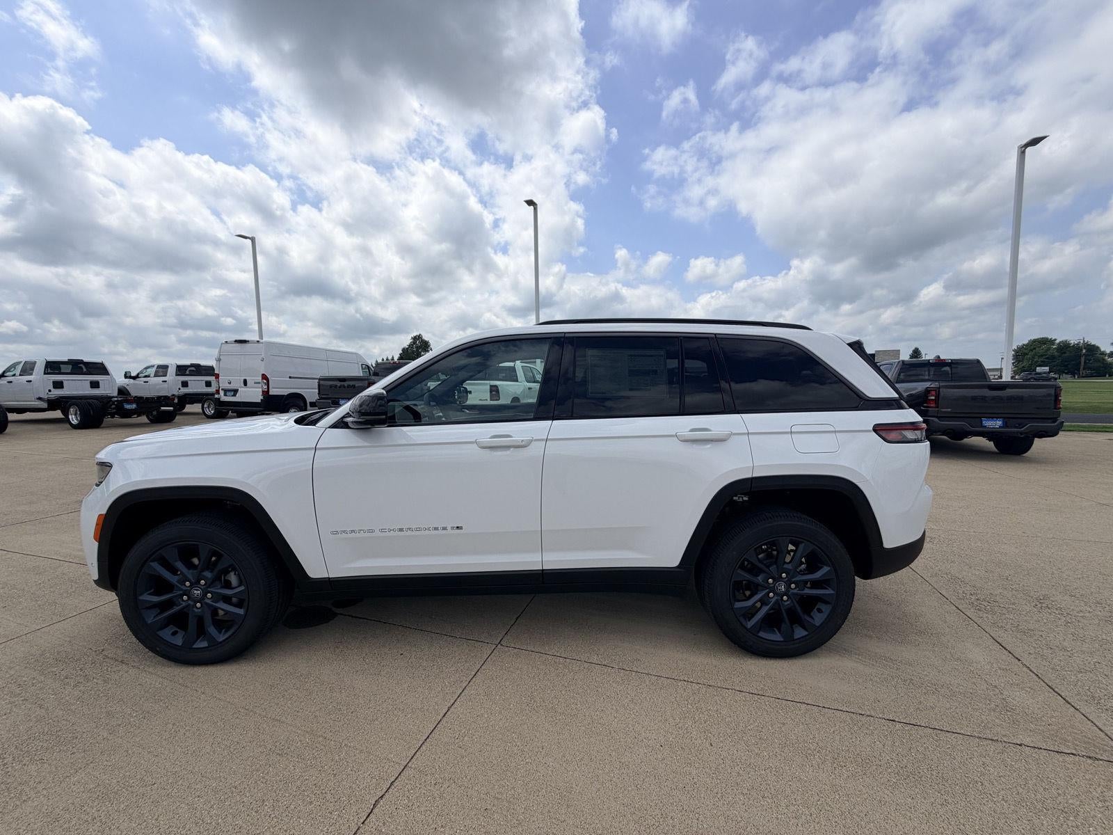 2026 Jeep Grand Cherokee 85th Anniversary Edition