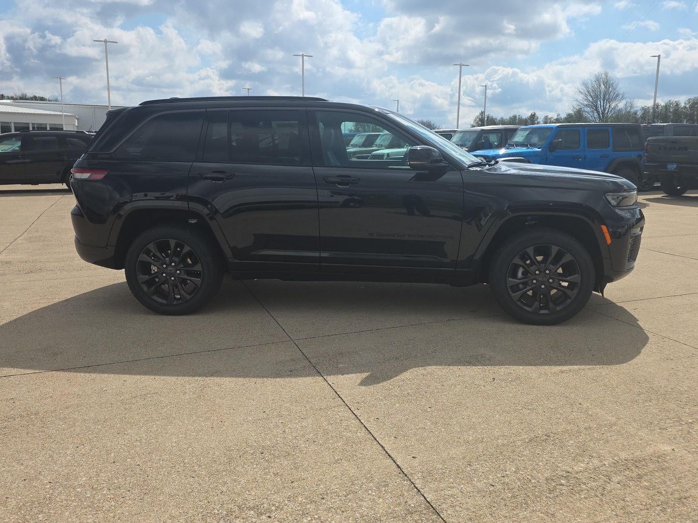 2026 Jeep Grand Cherokee Limited Reserve