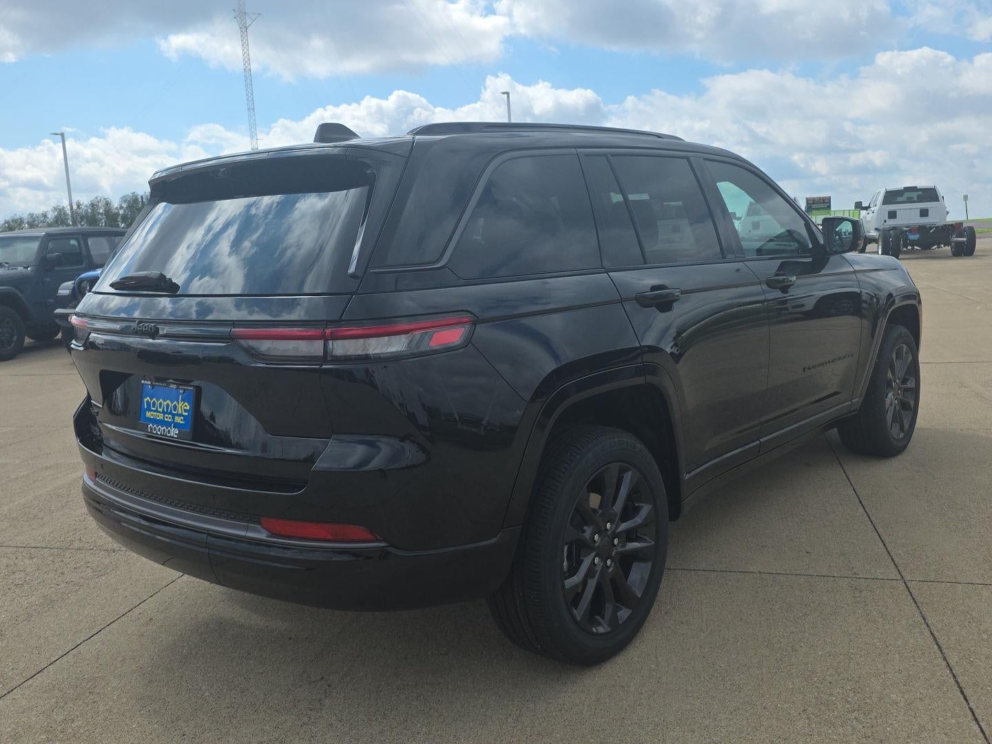 2026 Jeep Grand Cherokee Limited Reserve
