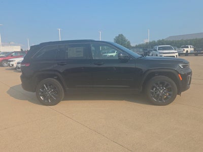 2026 Jeep Grand Cherokee 85th Anniversary Edition