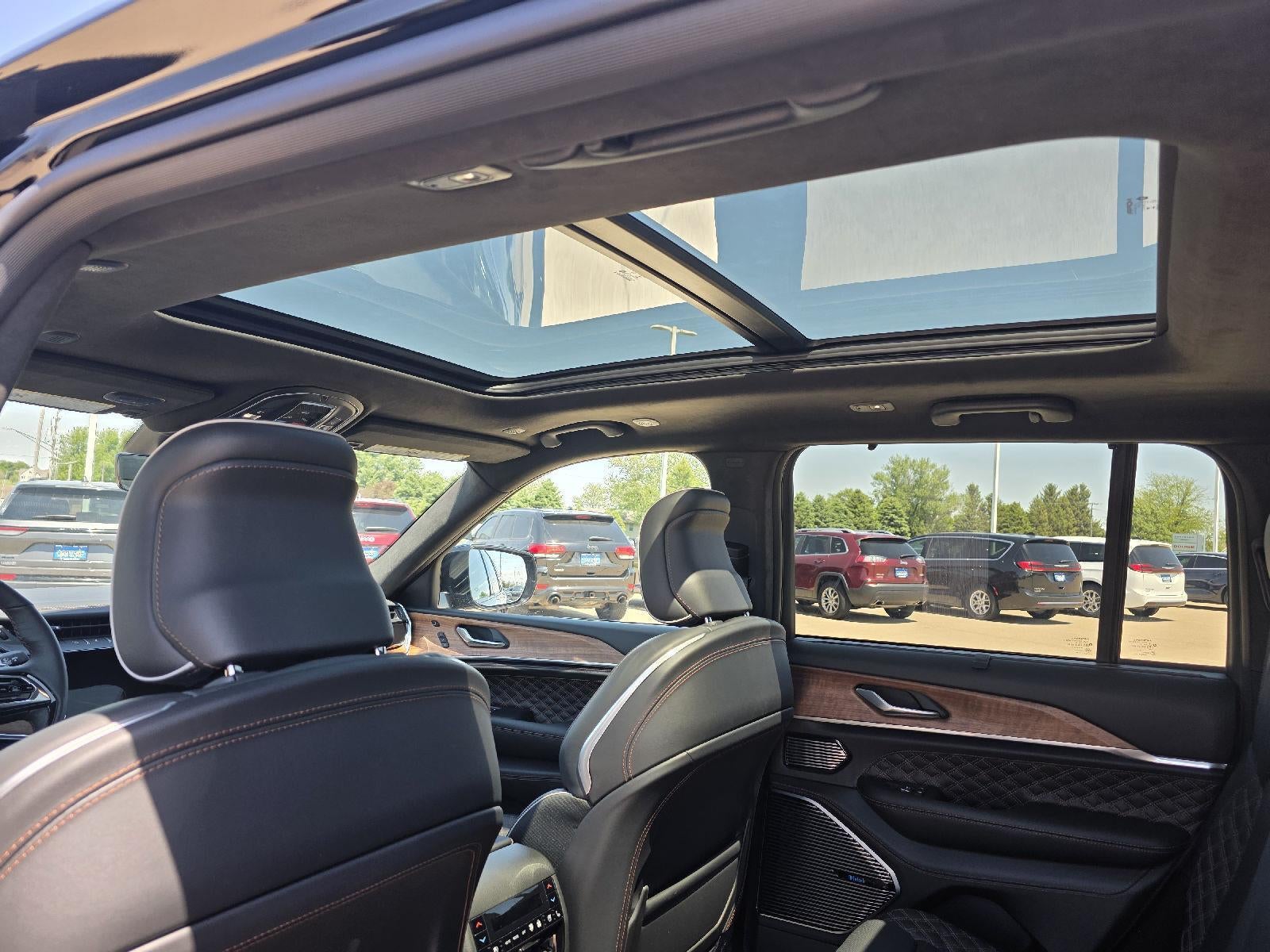 2026 Jeep Grand Cherokee Summit
