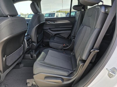 2026 Jeep Grand Cherokee L Laredo