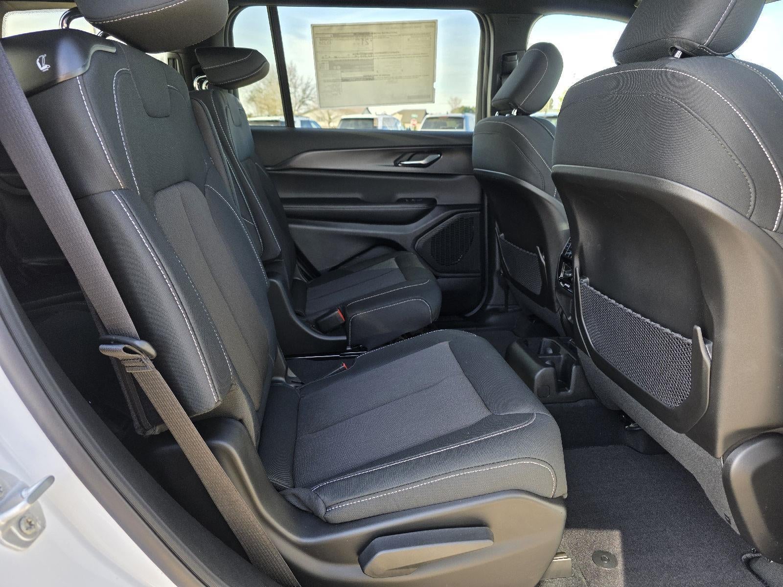 2026 Jeep Grand Cherokee L Laredo