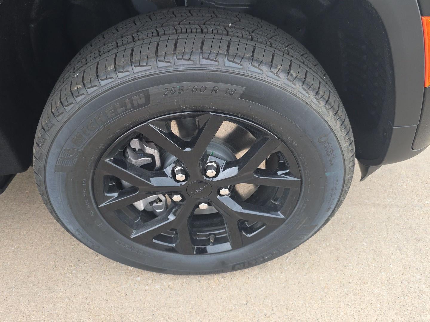 2026 Jeep Grand Cherokee L Laredo Altitude