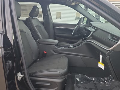 2026 Jeep Grand Cherokee L Laredo Altitude