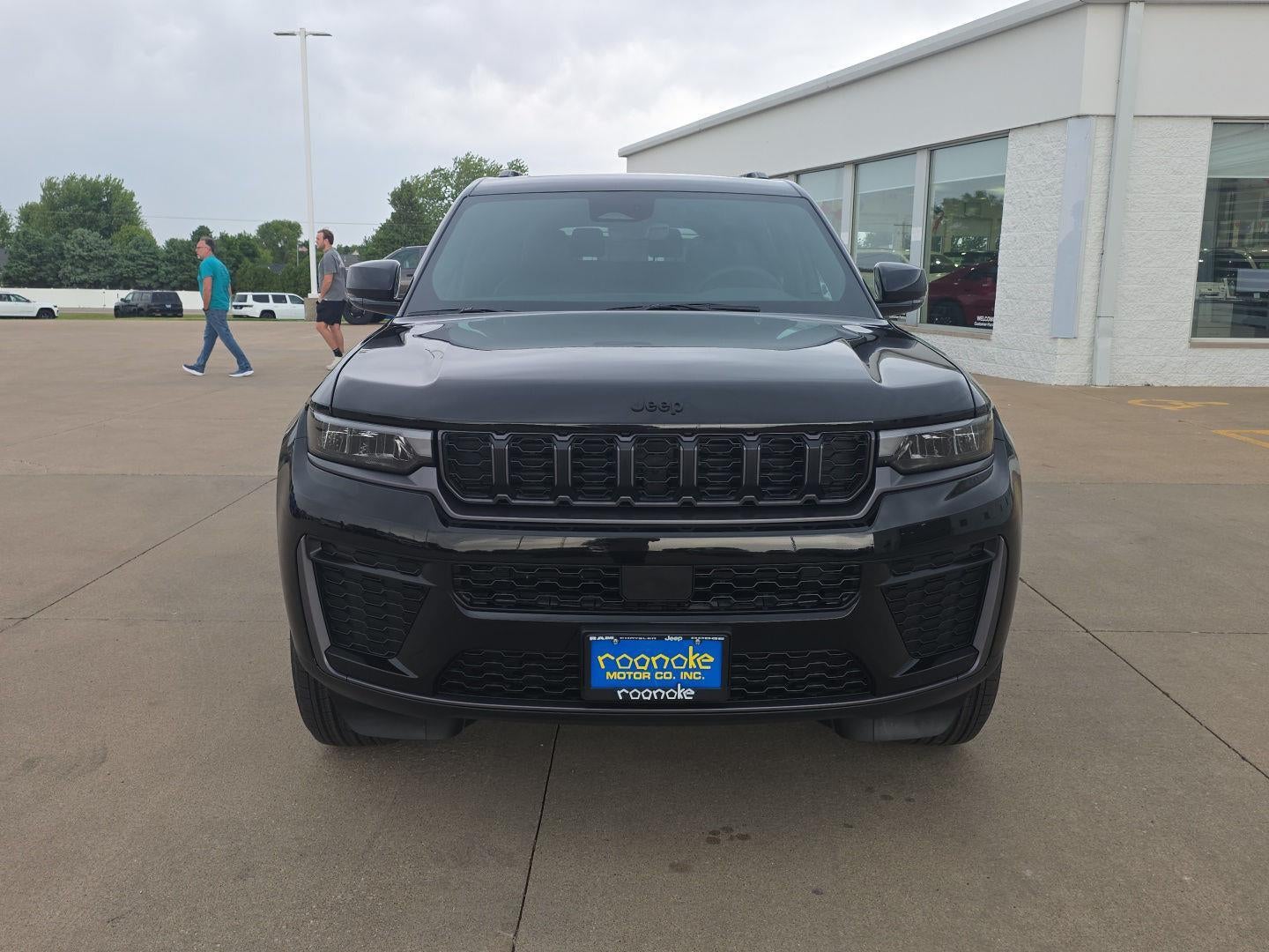 2026 Jeep Grand Cherokee L Laredo Altitude