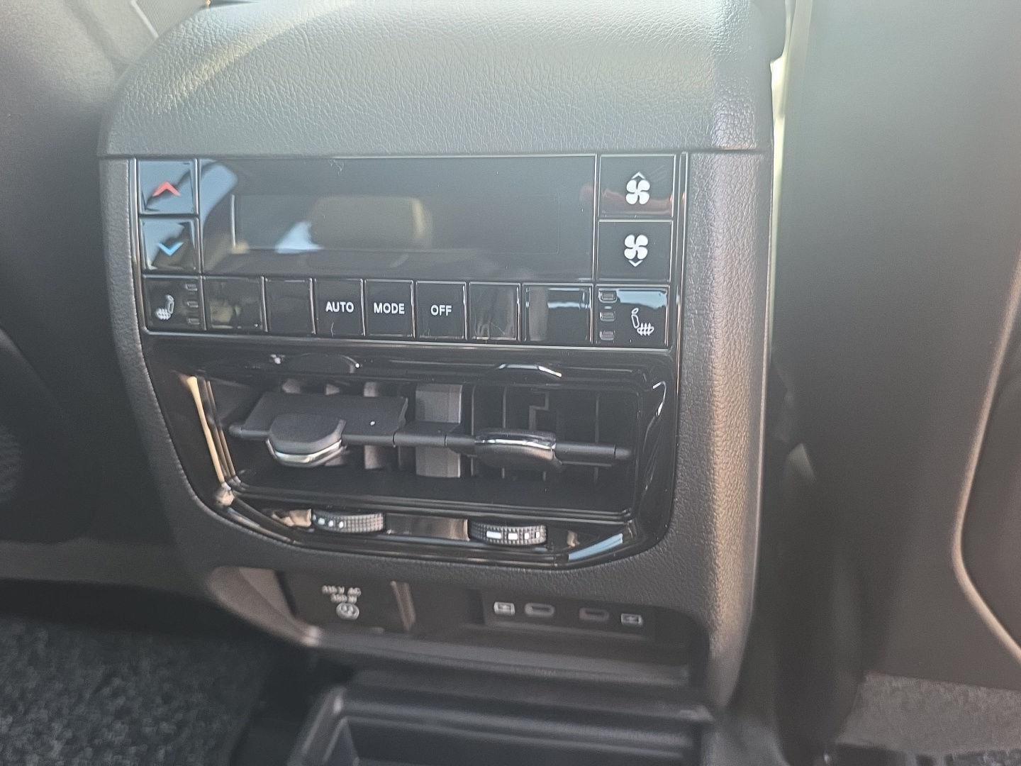 2026 Jeep Grand Cherokee L 85th Anniversary Edition