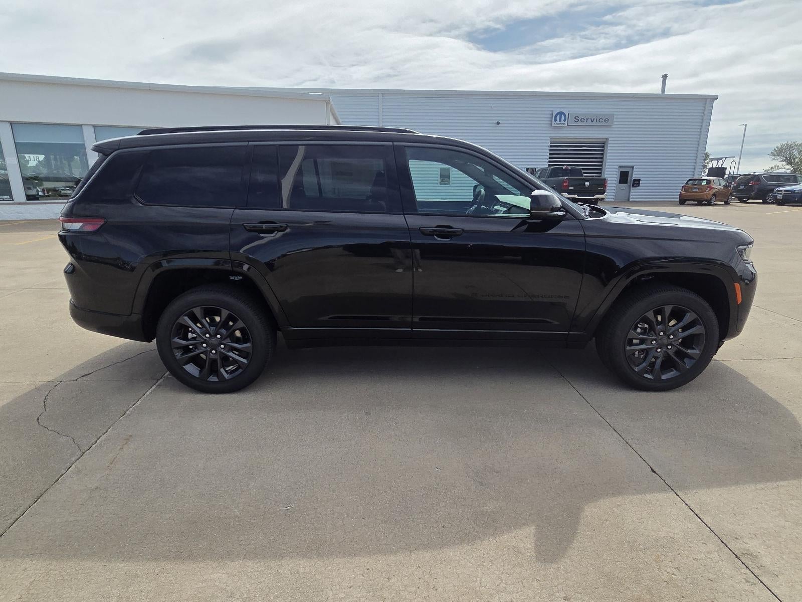 2026 Jeep Grand Cherokee L Limited Reserve