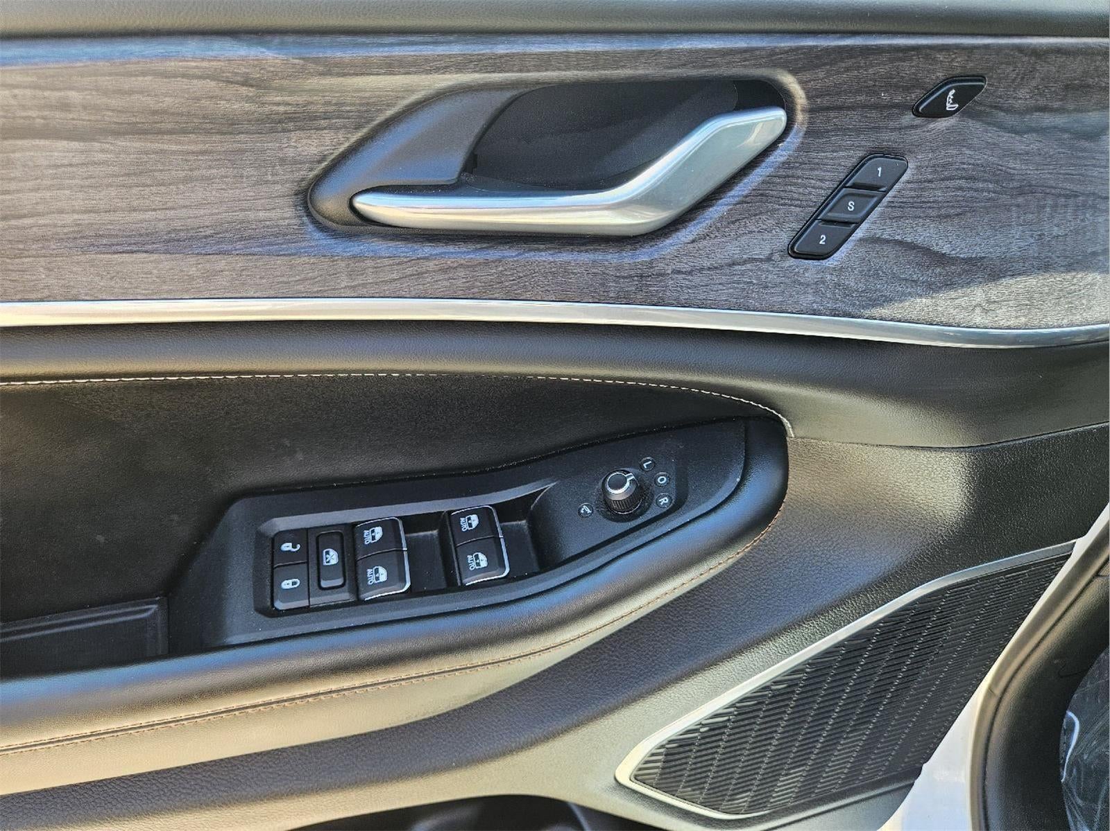 2025 Jeep Grand Cherokee L Overland