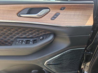 2026 Jeep Grand Cherokee L Summit