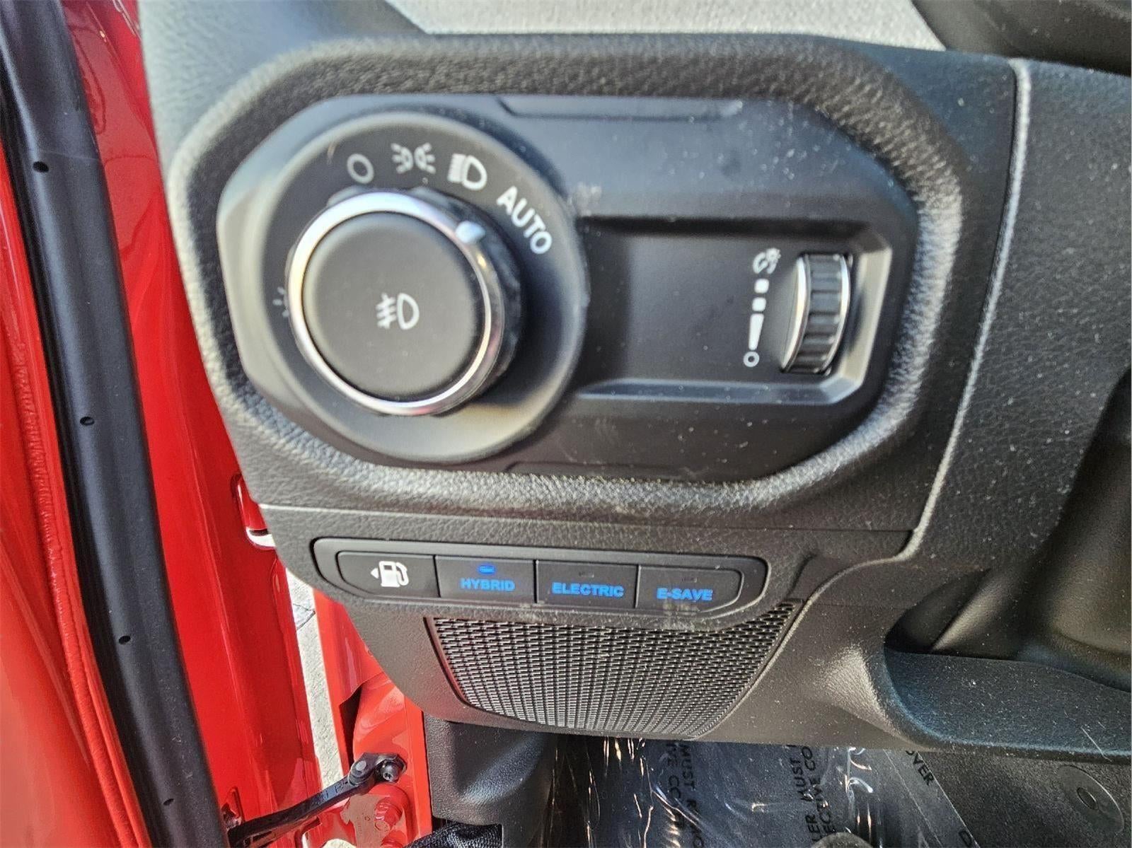 2025 Jeep Wrangler 4xe Willys