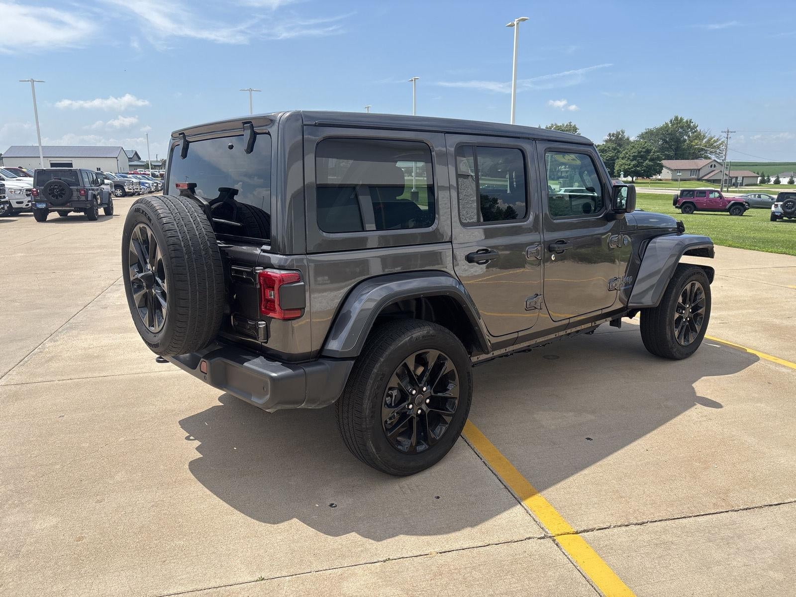 2025 Jeep Wrangler 4xe Sahara