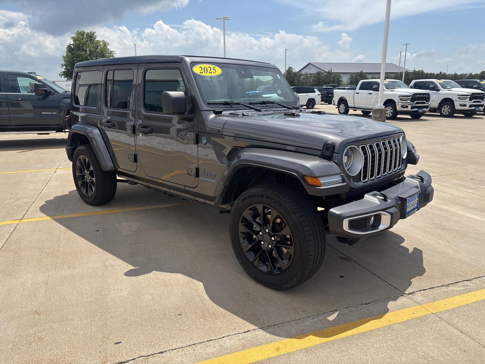 2025 Jeep Wrangler 4xe Sahara