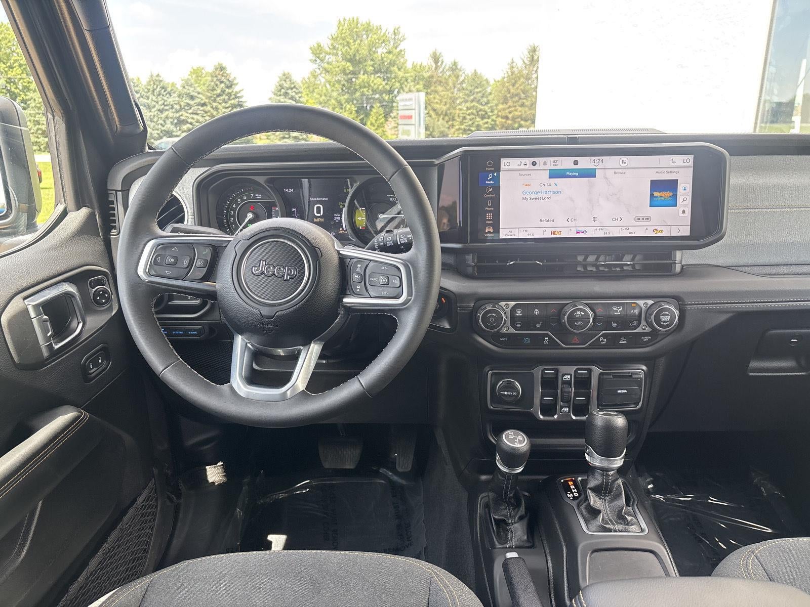 2025 Jeep Wrangler 4xe Sahara