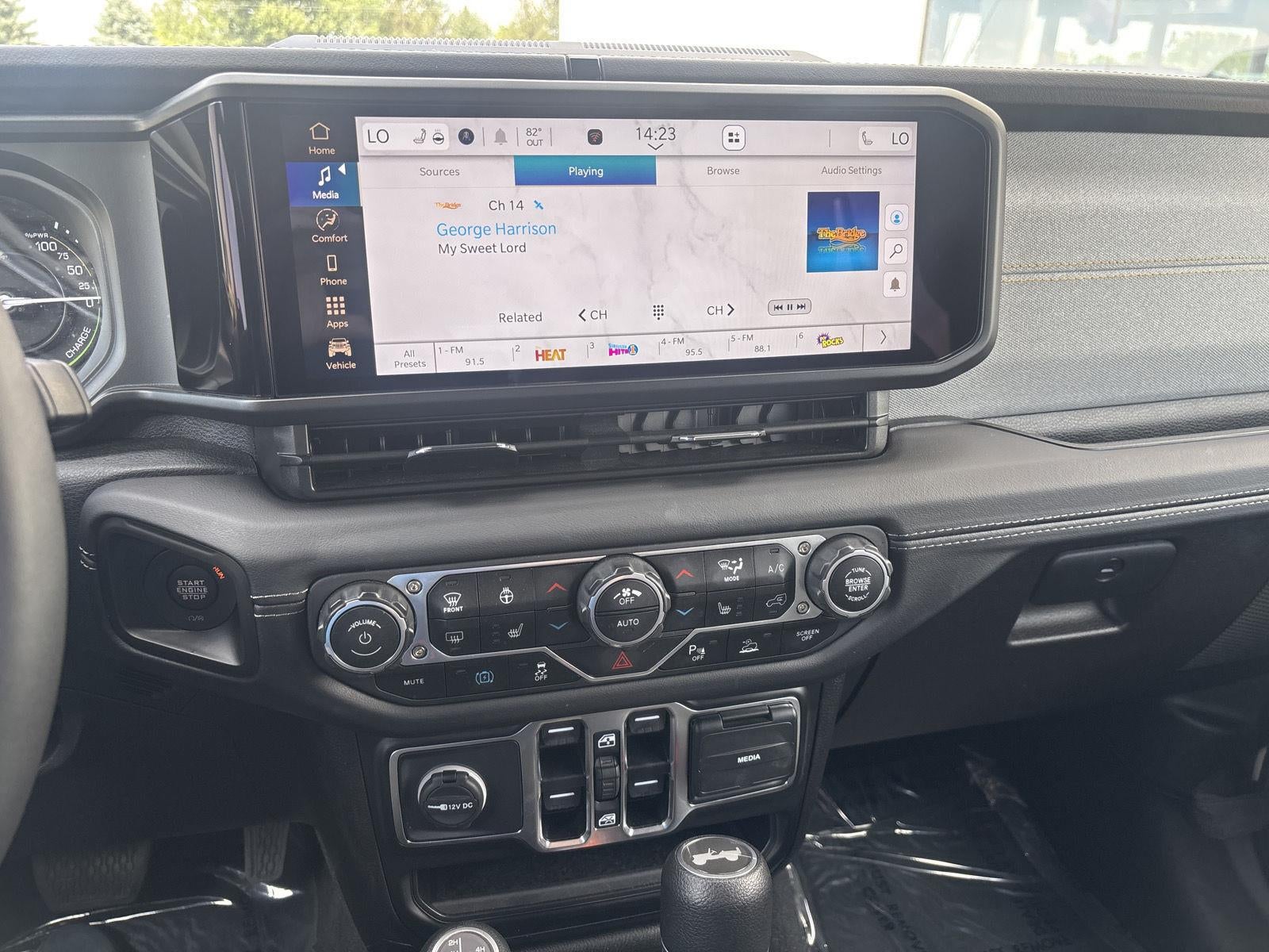 2025 Jeep Wrangler 4xe Sahara