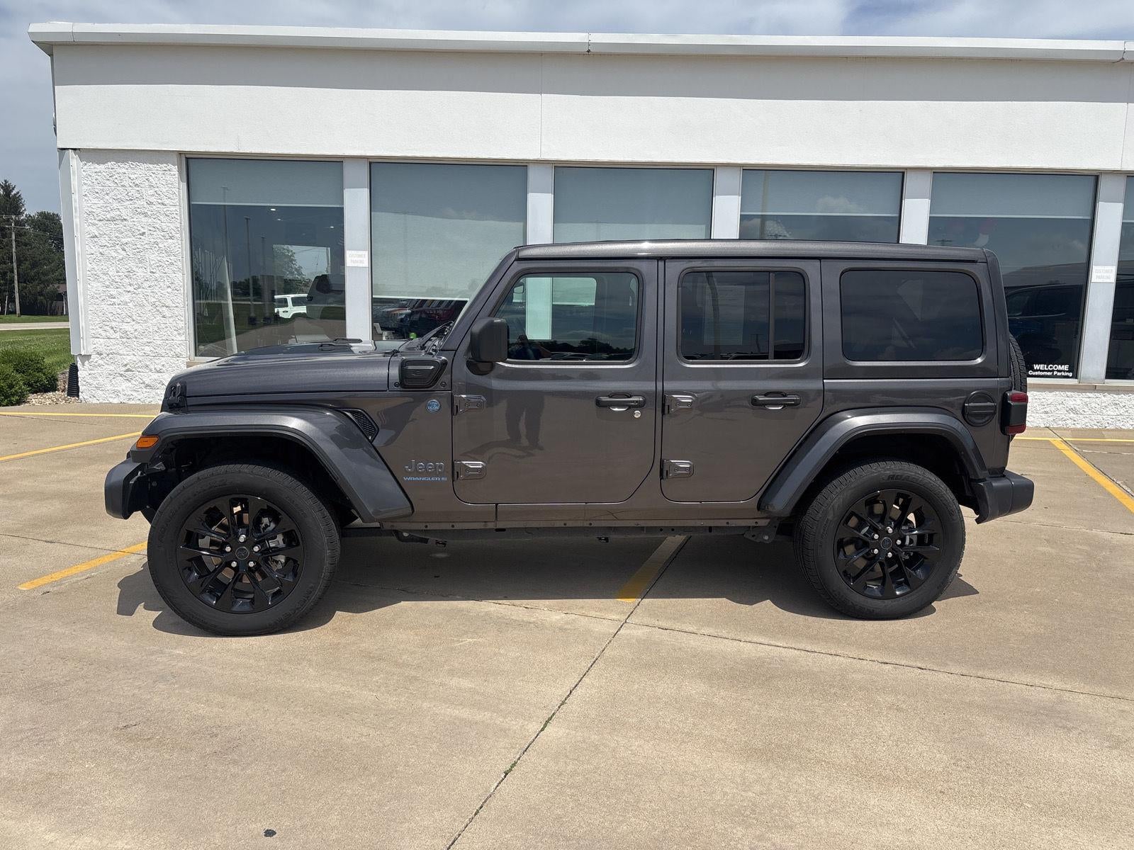 2025 Jeep Wrangler 4xe Sahara