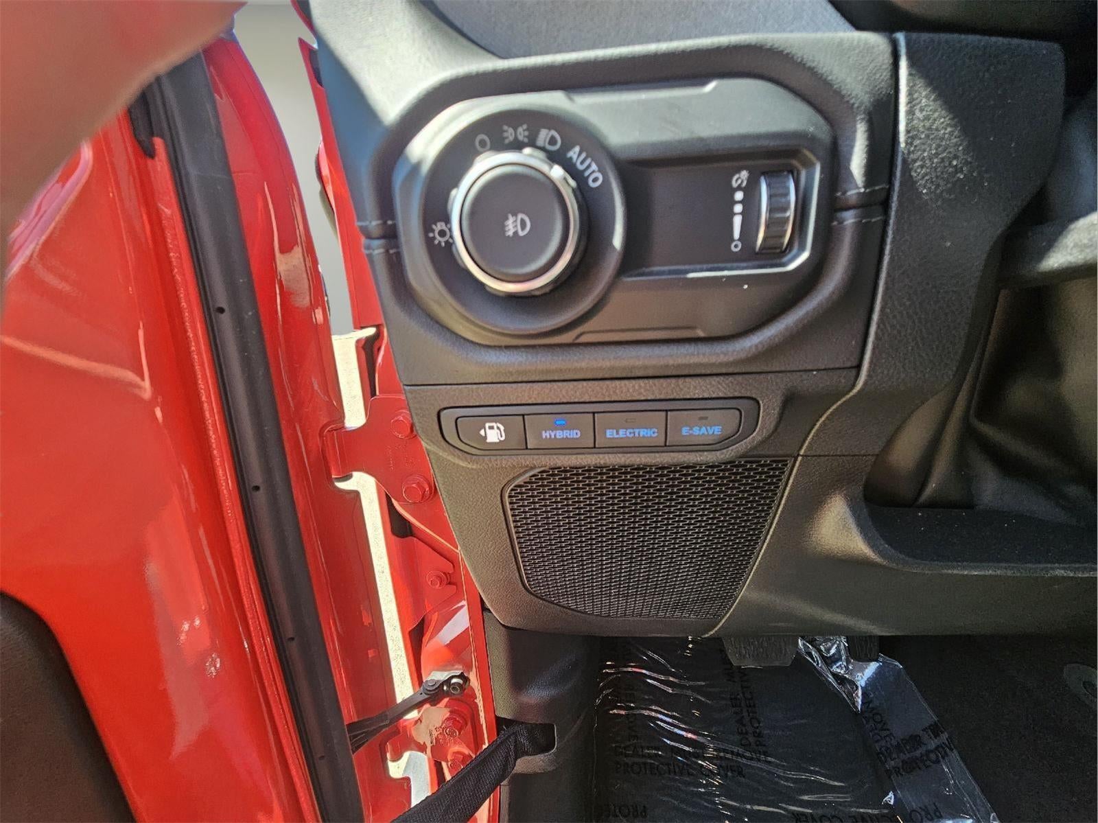 2025 Jeep Wrangler 4xe Sahara