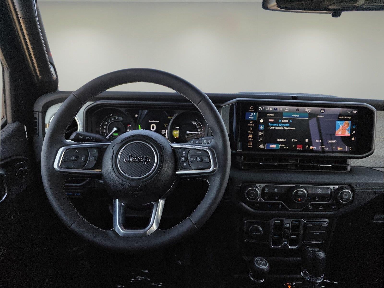 2025 Jeep Wrangler 4xe Sahara