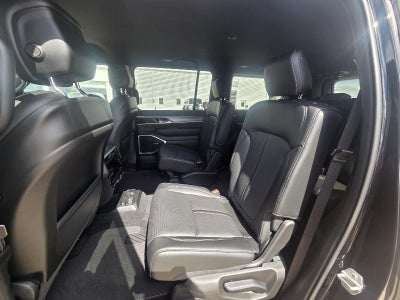 2026 Jeep Grand Wagoneer 4X4