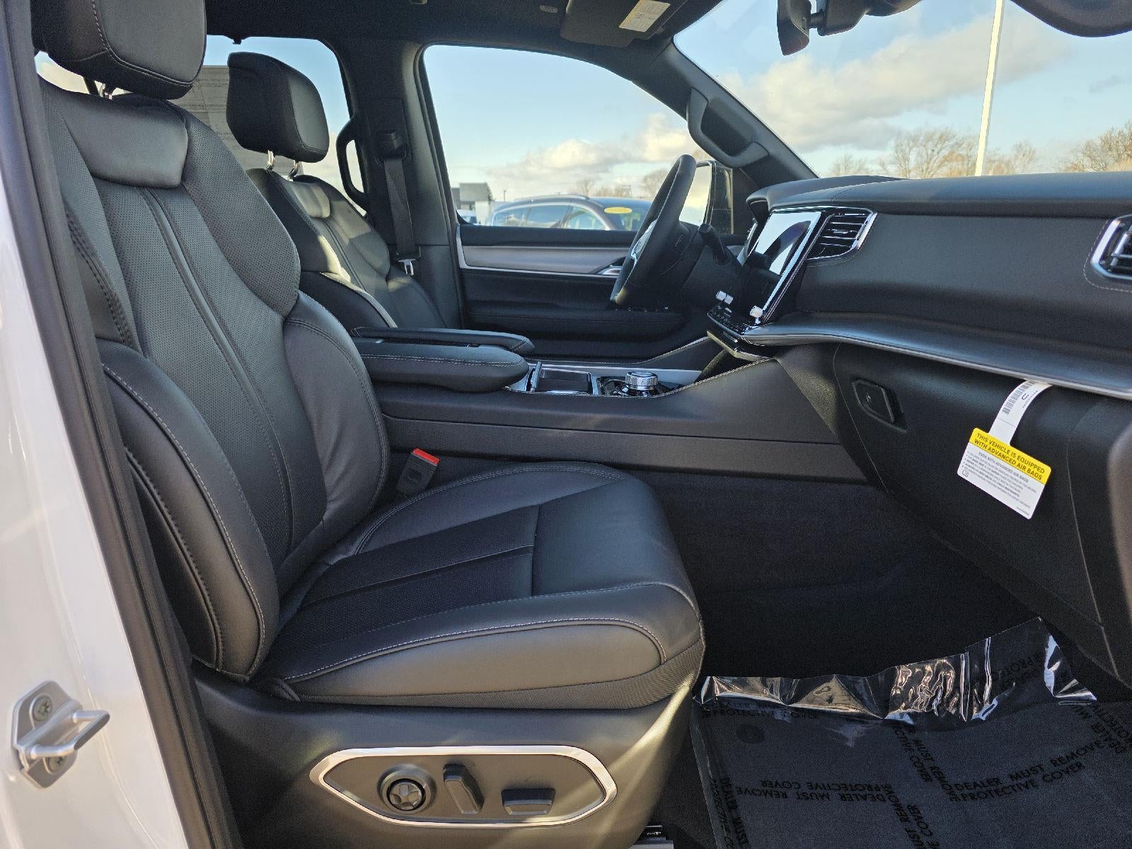 2026 Jeep Grand Wagoneer Limited Reserve