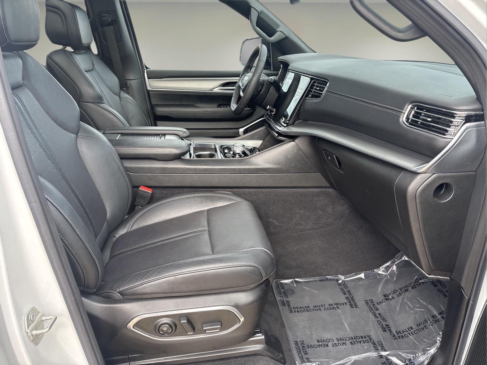 2023 Jeep Wagoneer Series II Carbide