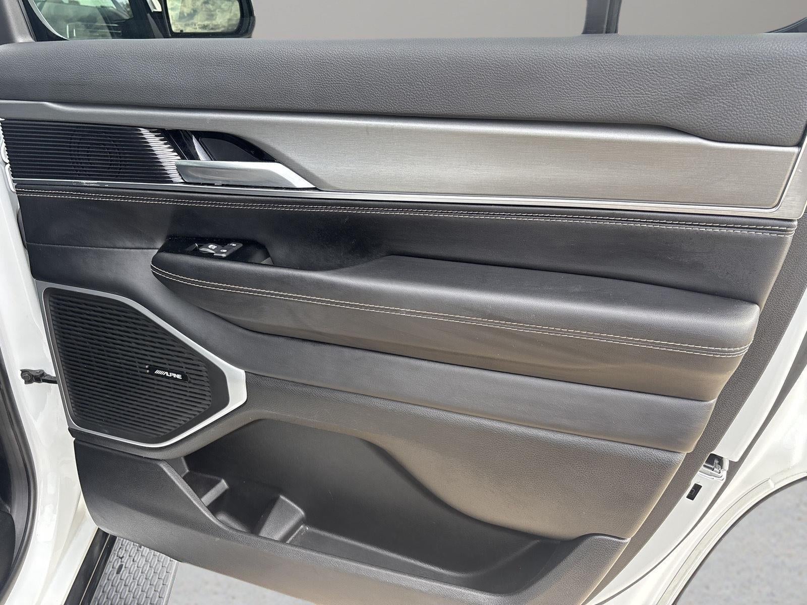 2023 Jeep Wagoneer Series II Carbide