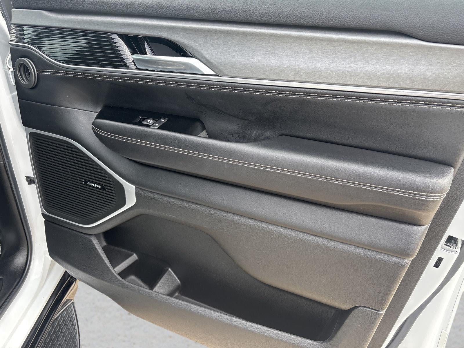 2023 Jeep Wagoneer Series II Carbide