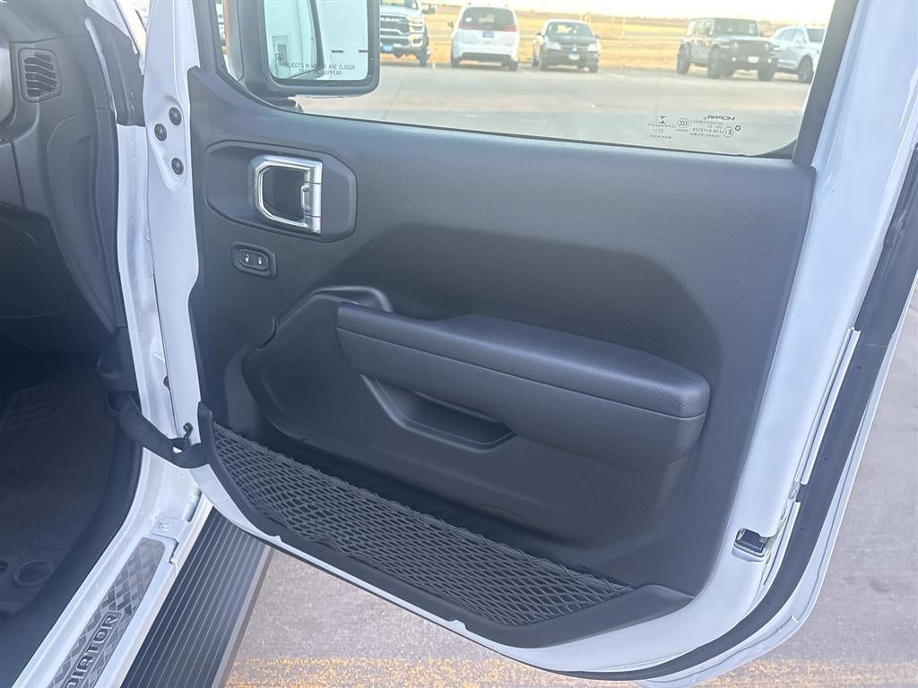 2023 Jeep Gladiator Freedom