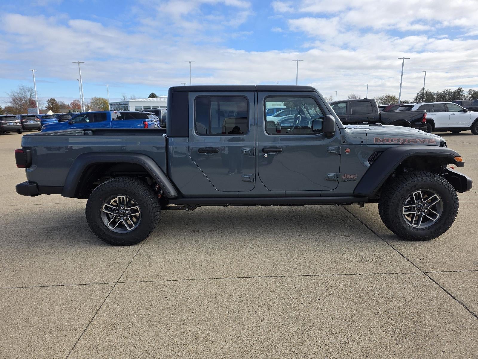 2026 Jeep Gladiator Mojave 4x4