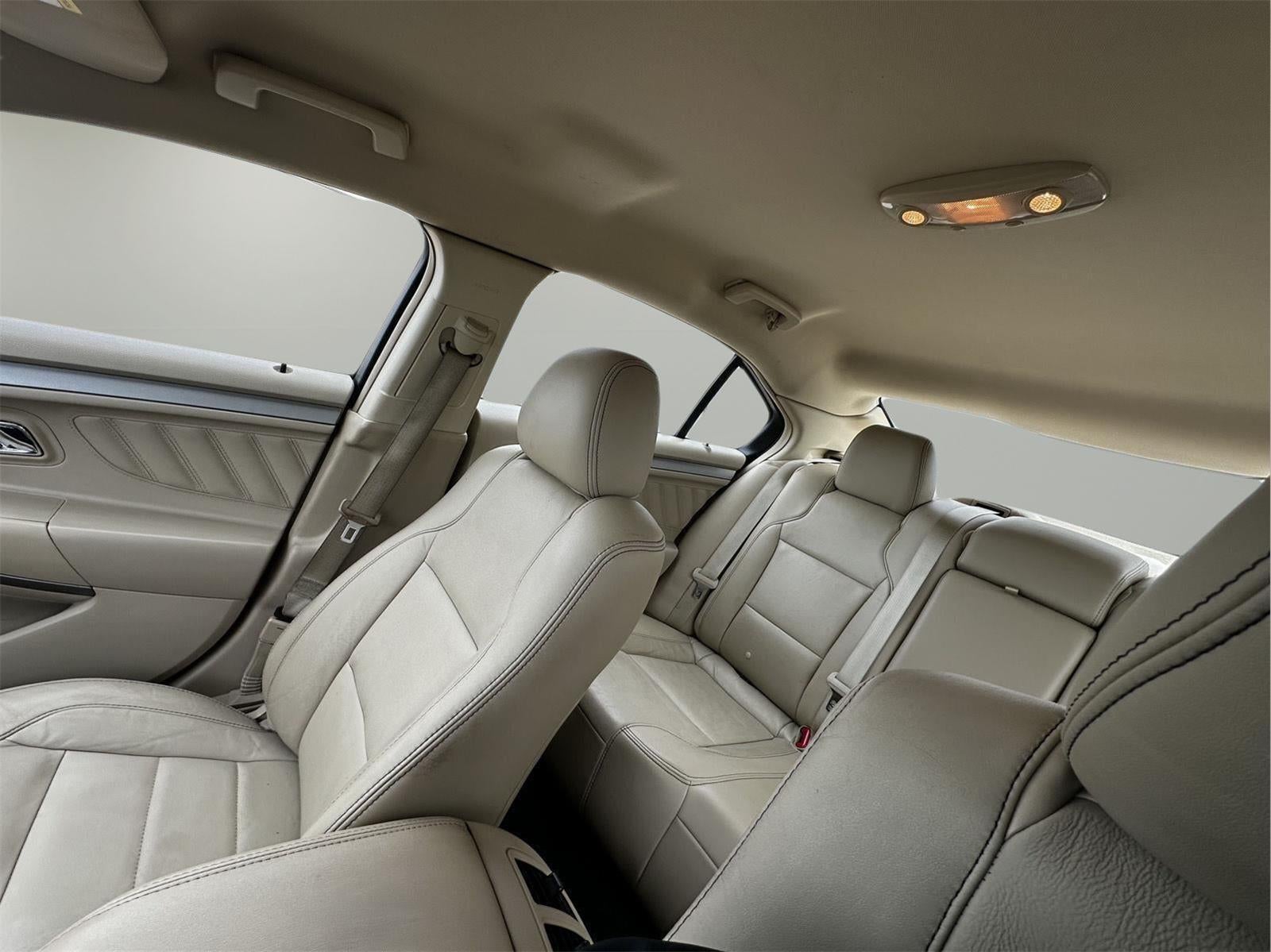 2014 Ford Taurus SEL