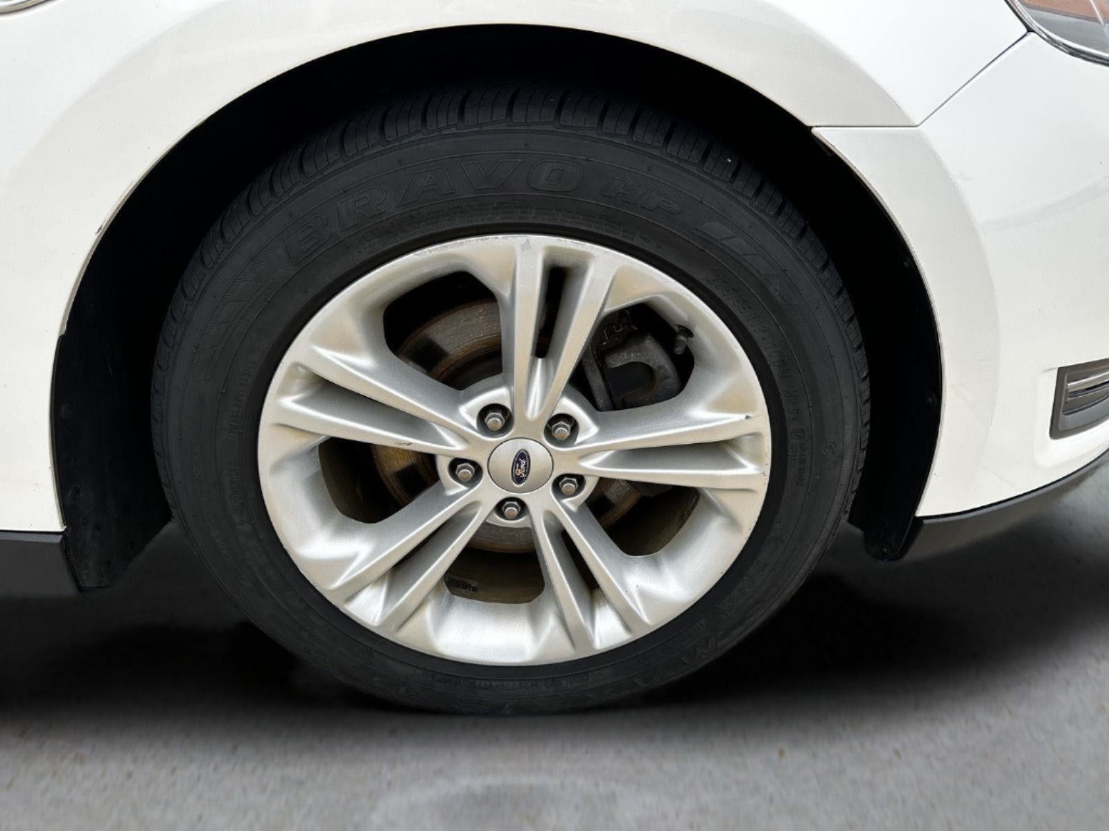 2014 Ford Taurus SEL