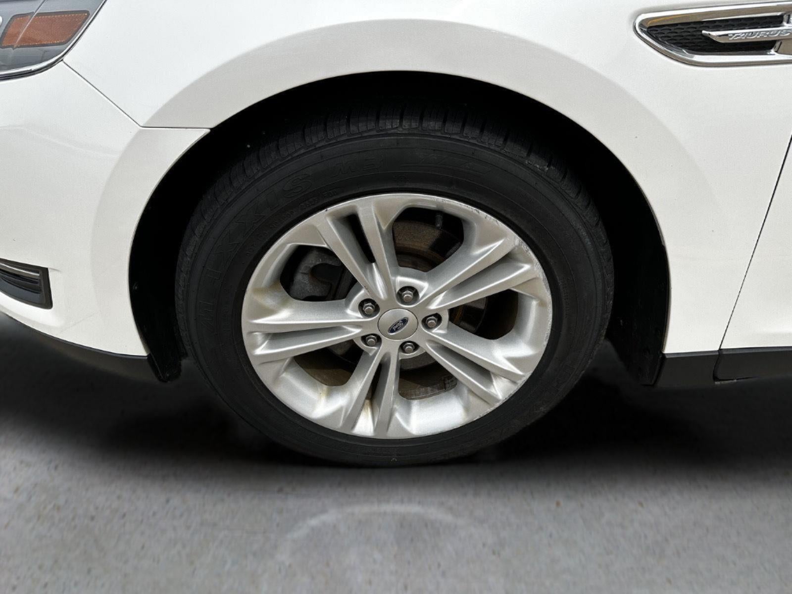 2014 Ford Taurus SEL