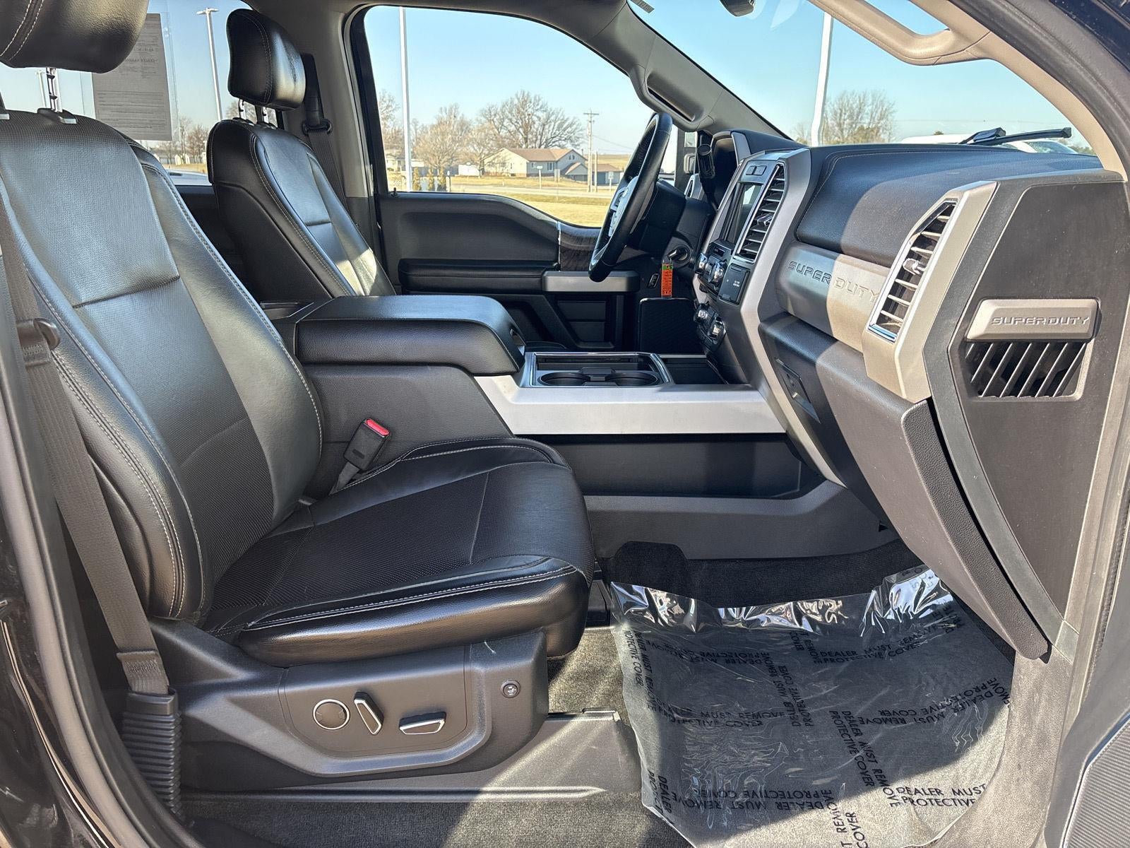 2017 Ford Super Duty F-250 Lariat