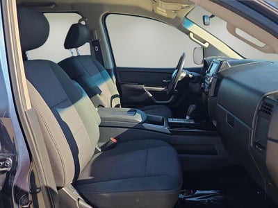 2015 Nissan Titan SV