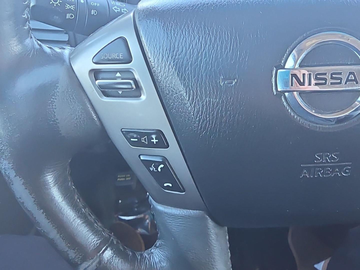 2015 Nissan Titan SV