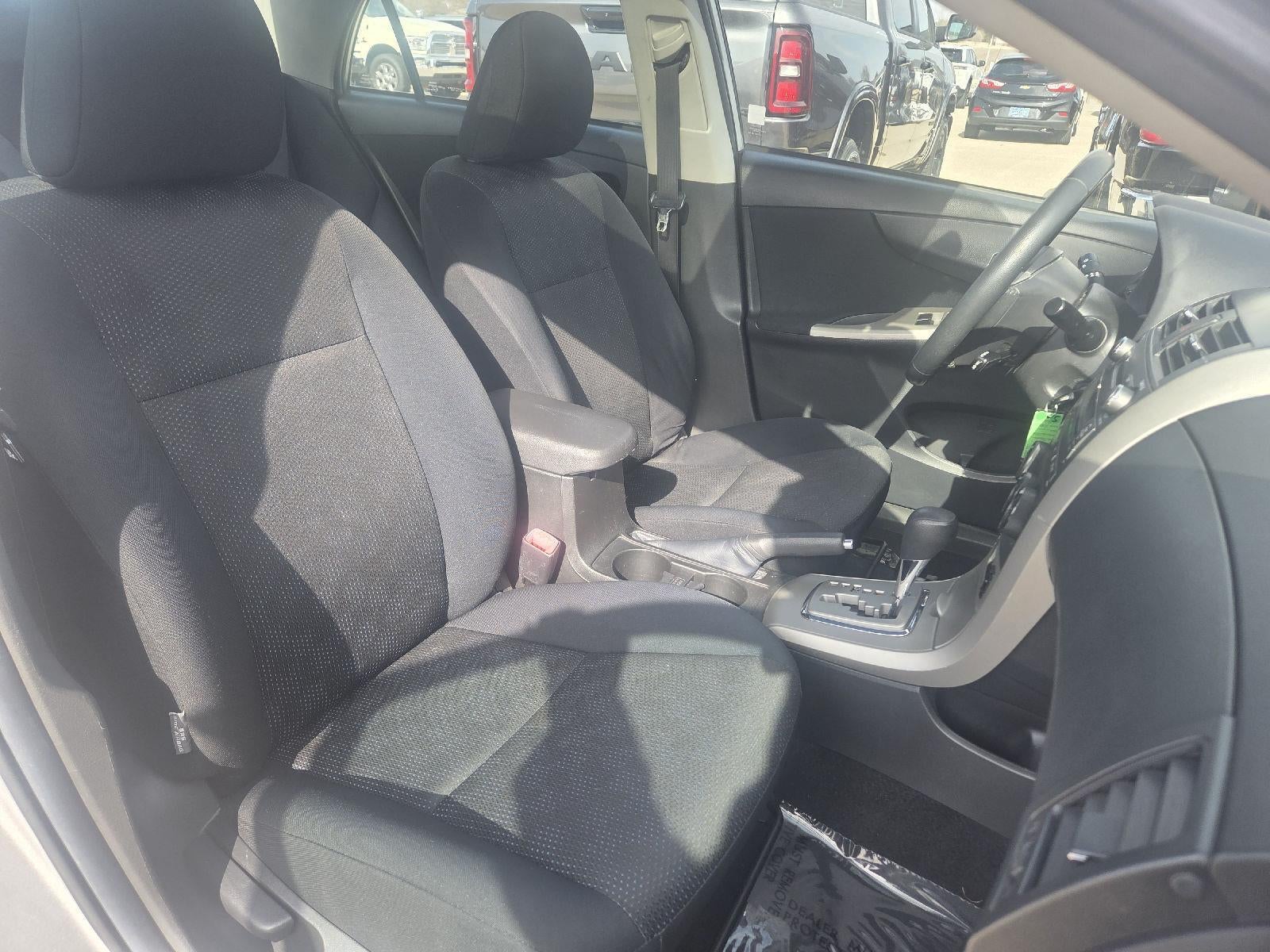 2010 Toyota COROLLA SEDAN