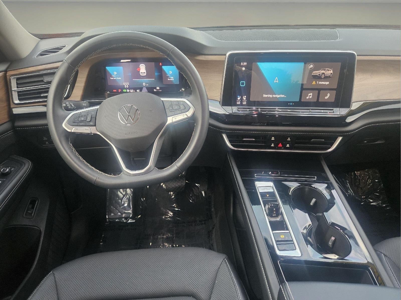 2024 Volkswagen Atlas 2.0T SE w/Technology