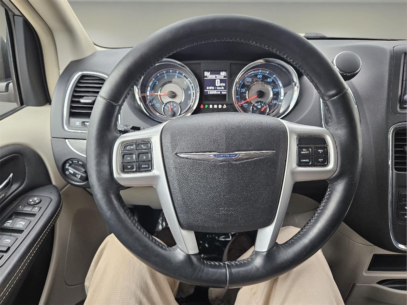 2015 Chrysler Town & Country Touring