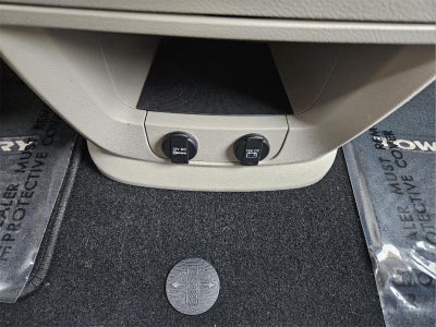 2015 Chrysler Town & Country Touring