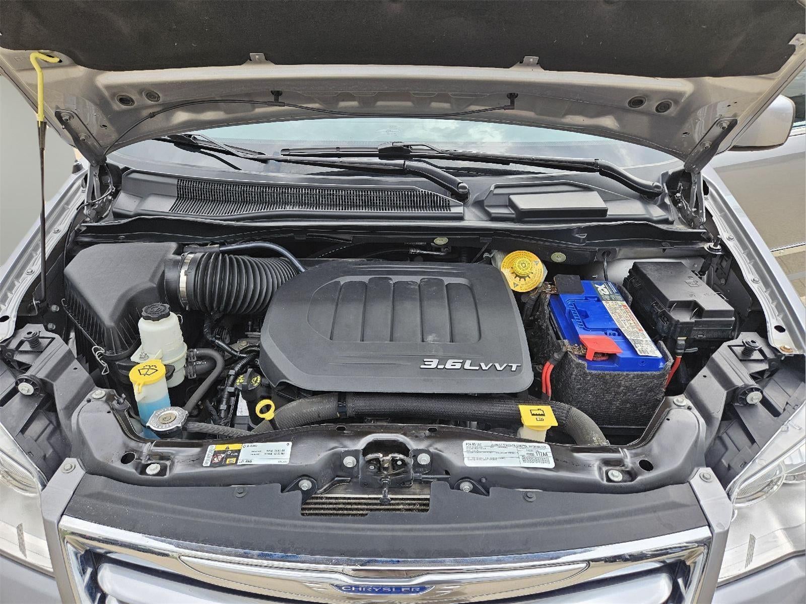 2015 Chrysler Town & Country Touring