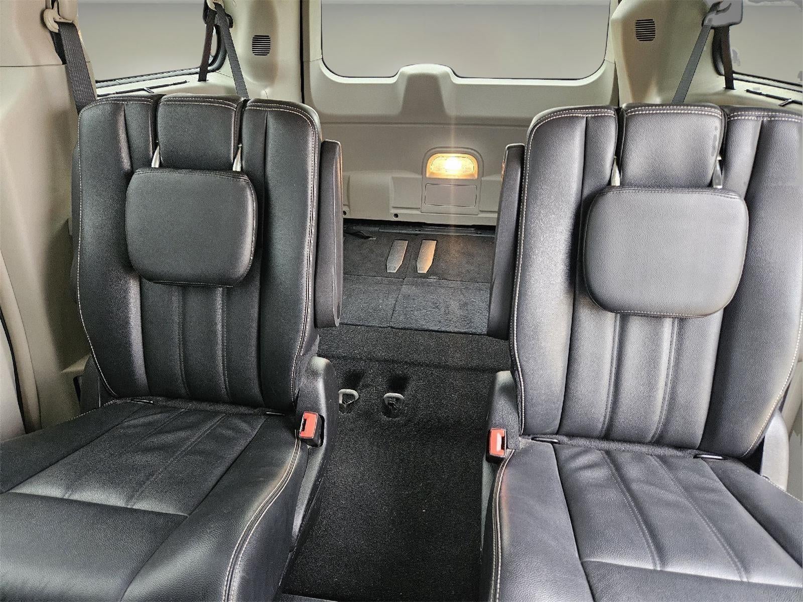 2015 Chrysler Town & Country Touring