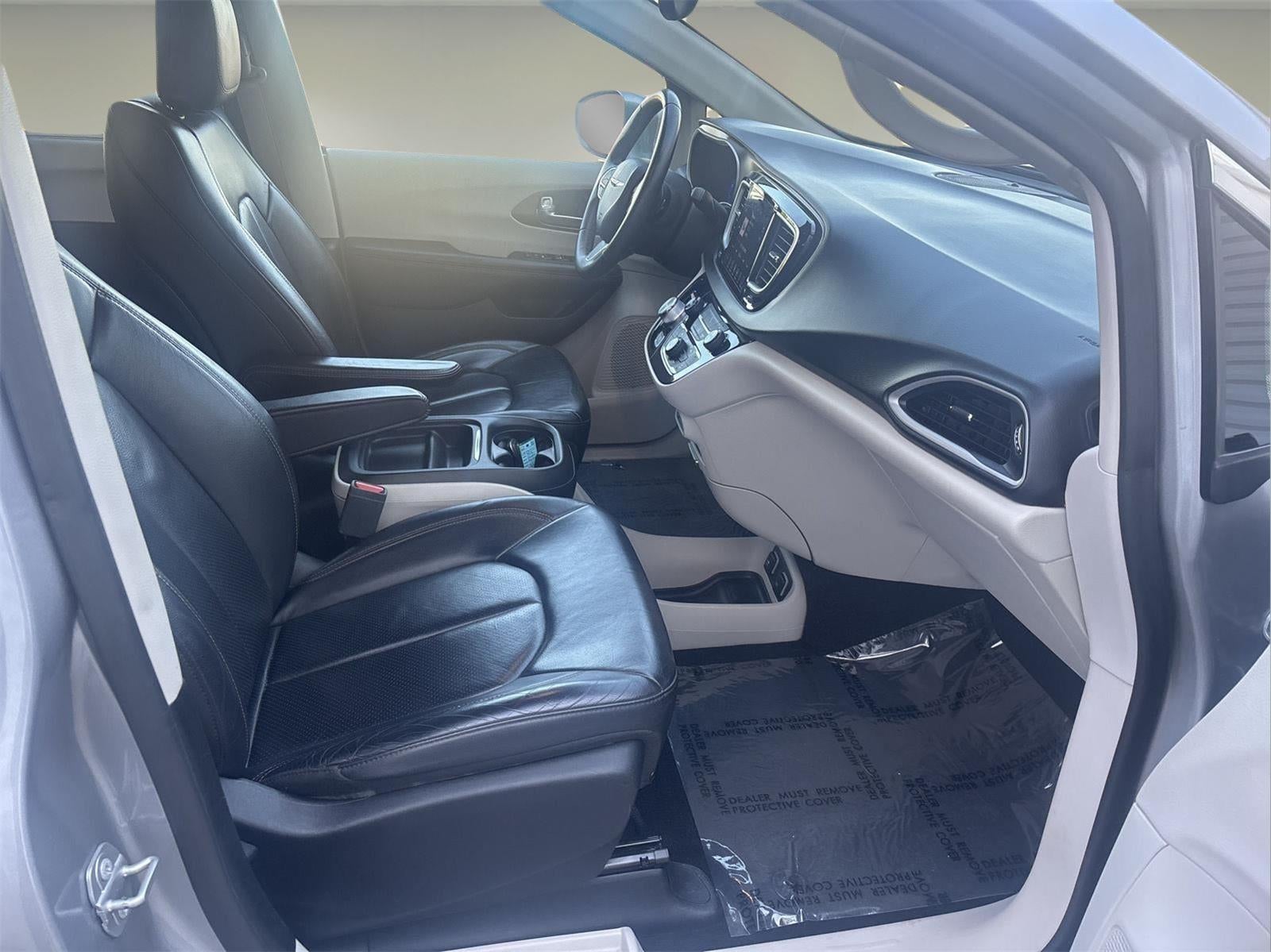 2018 Chrysler Pacifica Touring-L
