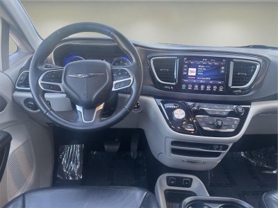 2018 Chrysler Pacifica Touring-L