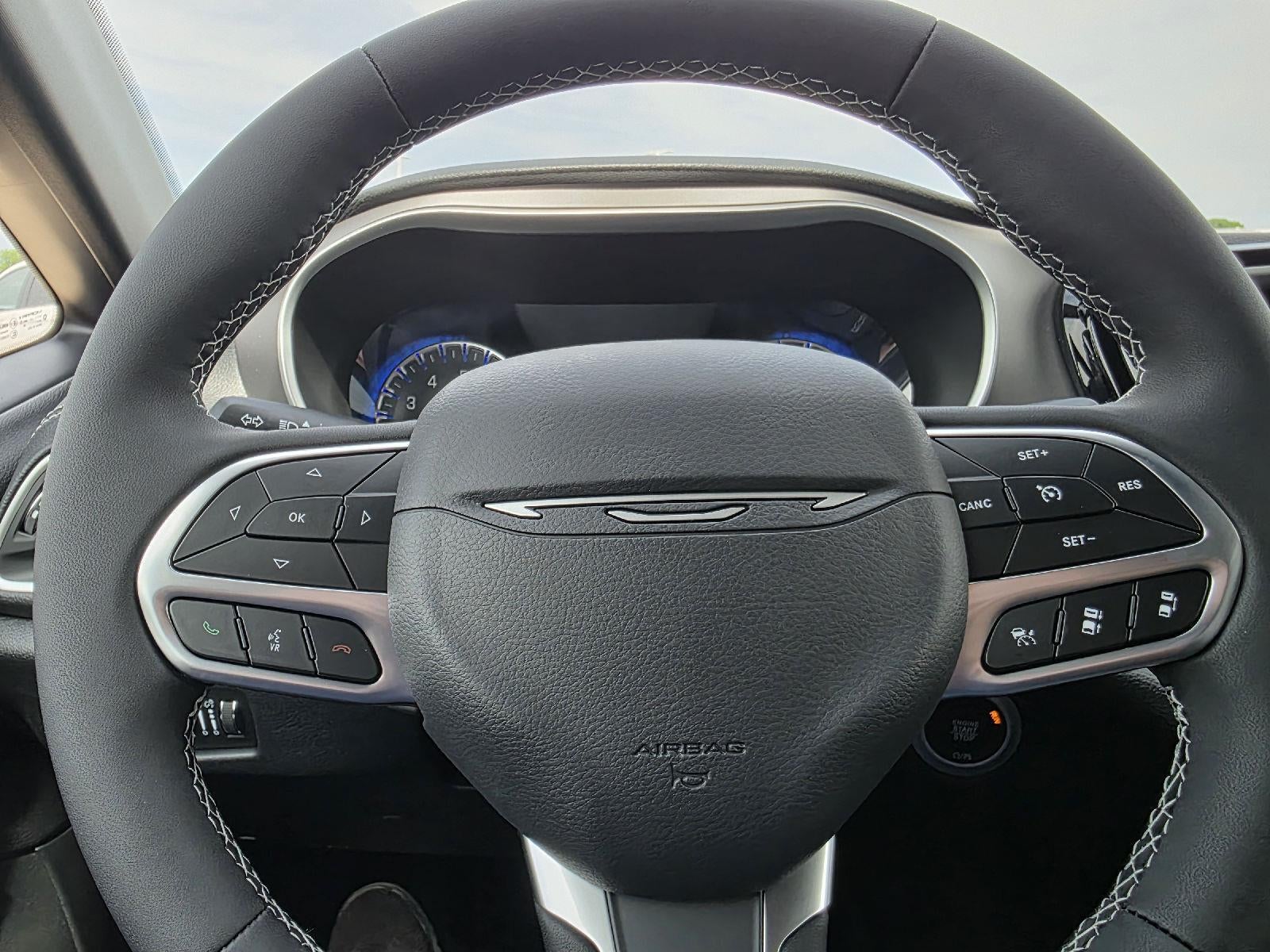 2027 Chrysler Pacifica Select