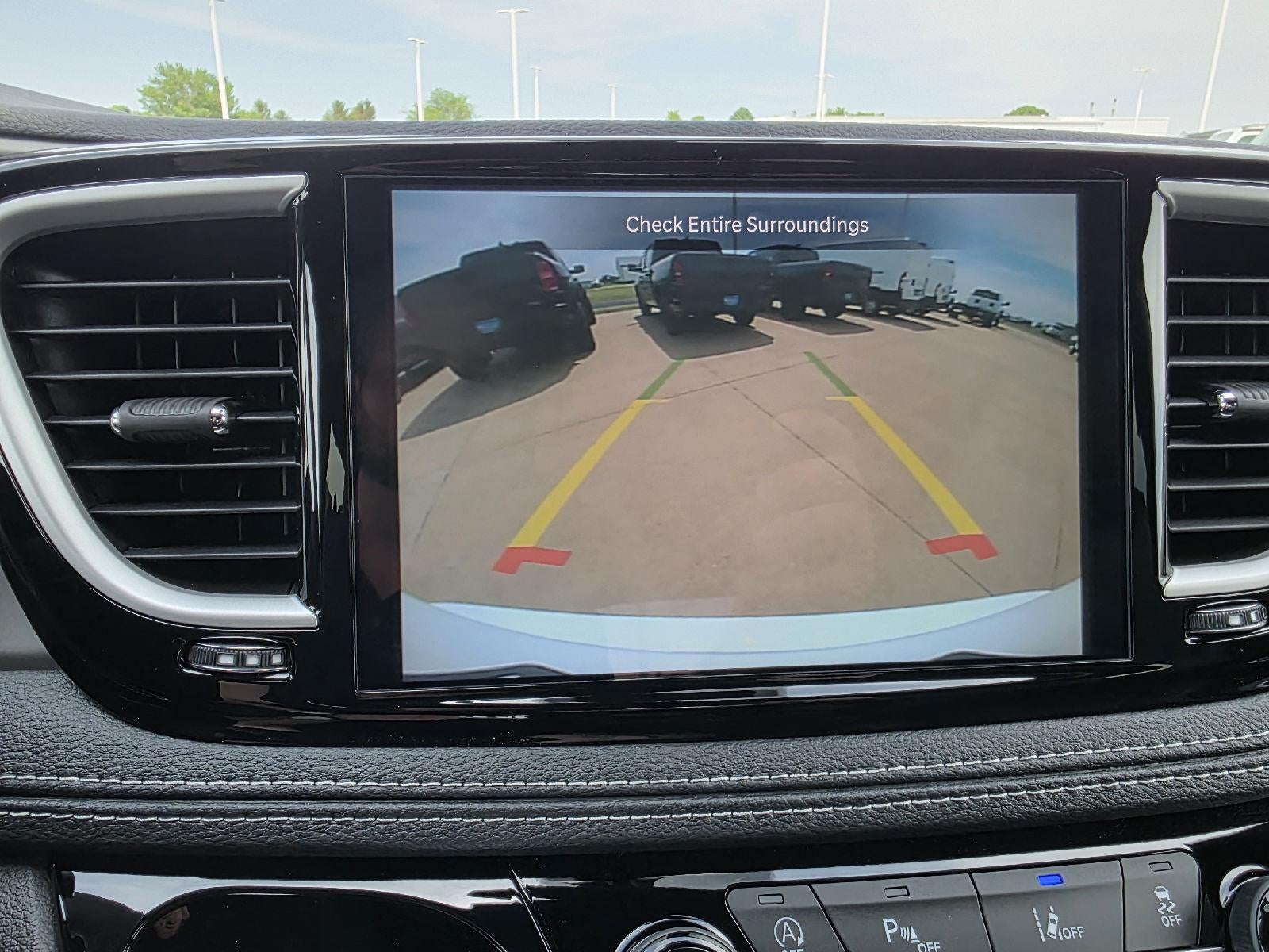2027 Chrysler Pacifica Select