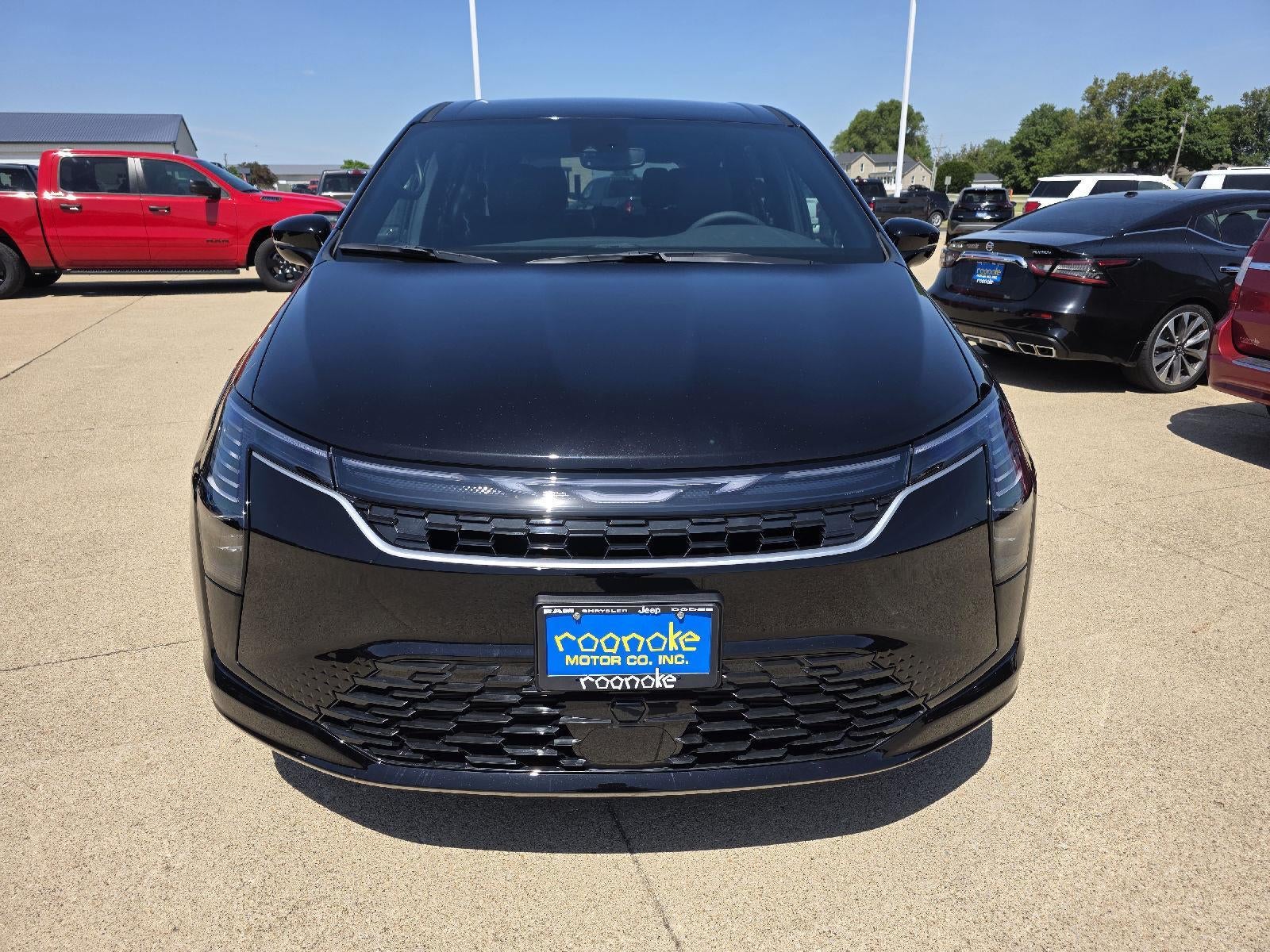 2027 Chrysler Pacifica Select