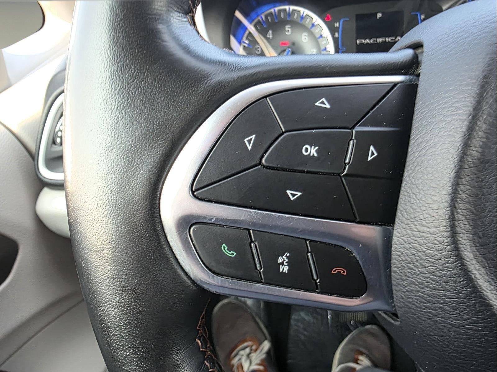 2019 Chrysler Pacifica Touring L