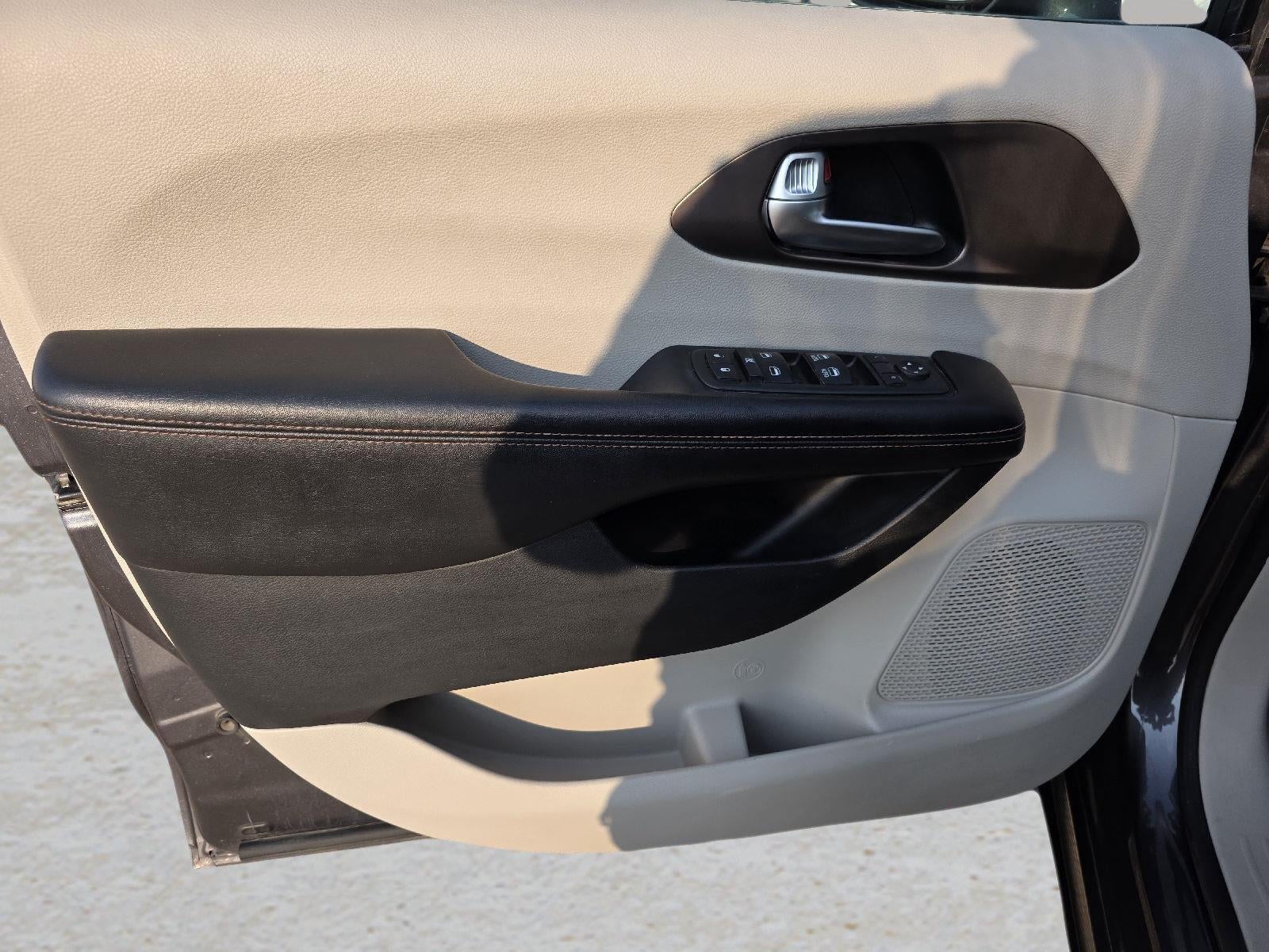 2019 Chrysler Pacifica Touring L